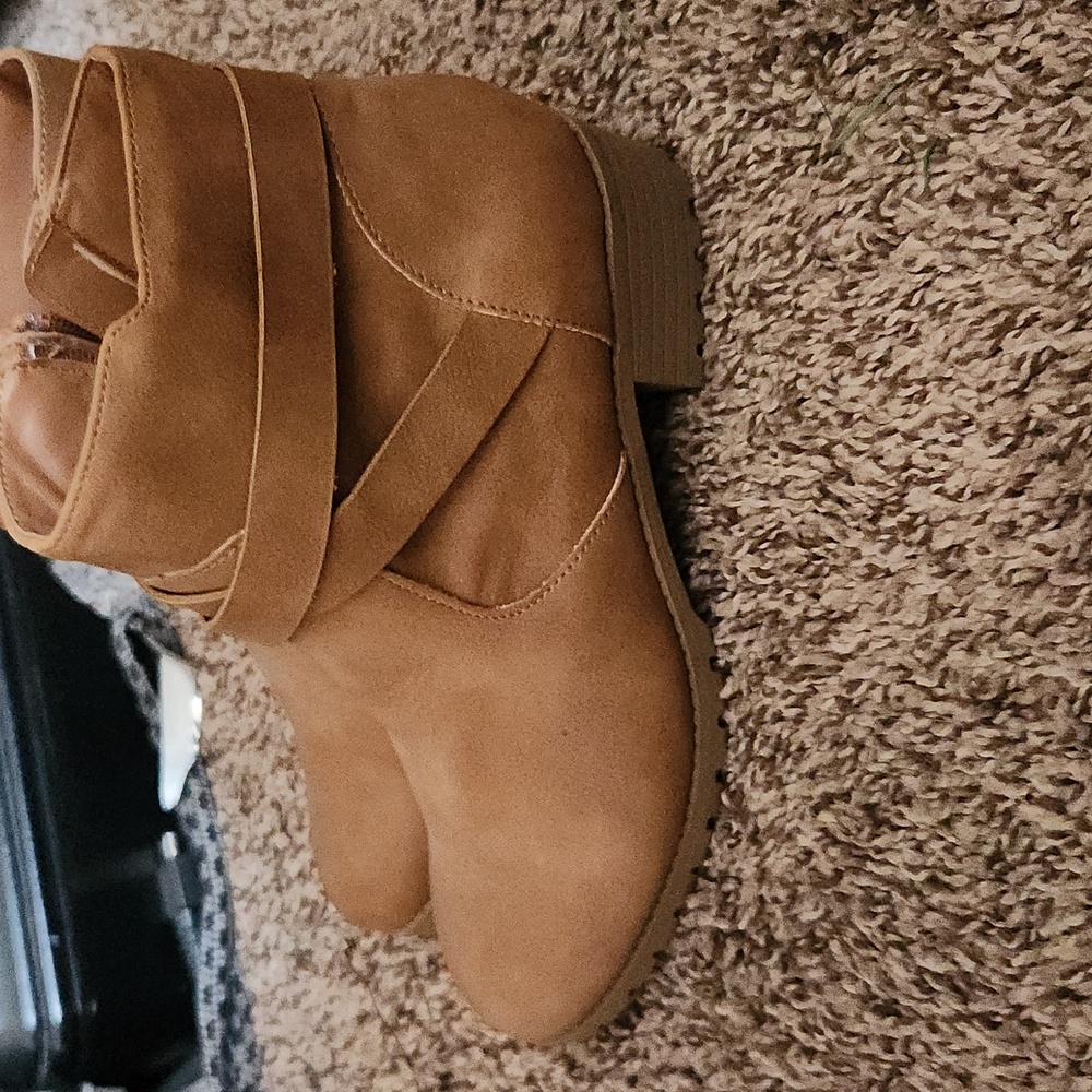 Cute Ankle boots